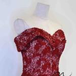 酒紅桃心領鏤空蕾絲刺繡禮服