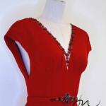 櫻桃紅V領縫珠絲絨高腰禮服